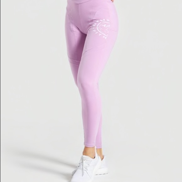Updated post Legacy gymshark leggings! - Picture 4 of 5